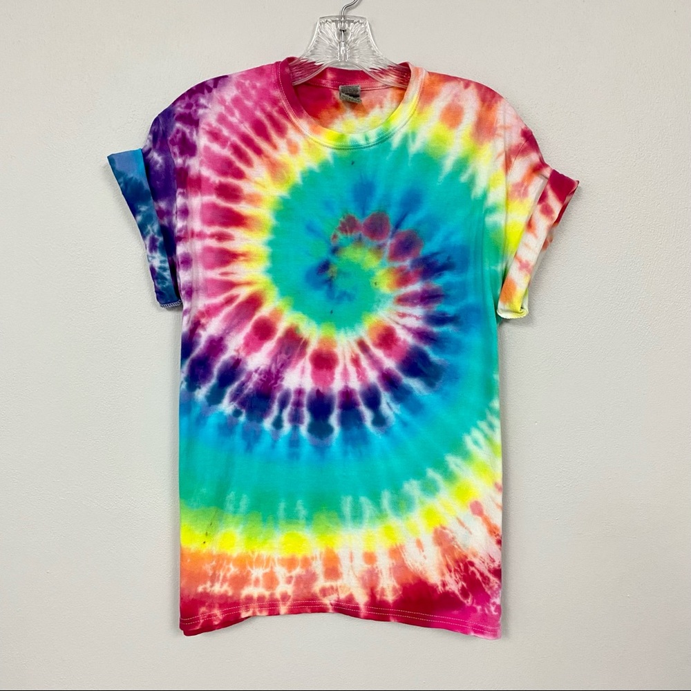 CUSTOM TIE-DYE 🐳 Rainbow Spiral Short Sleeve Tee